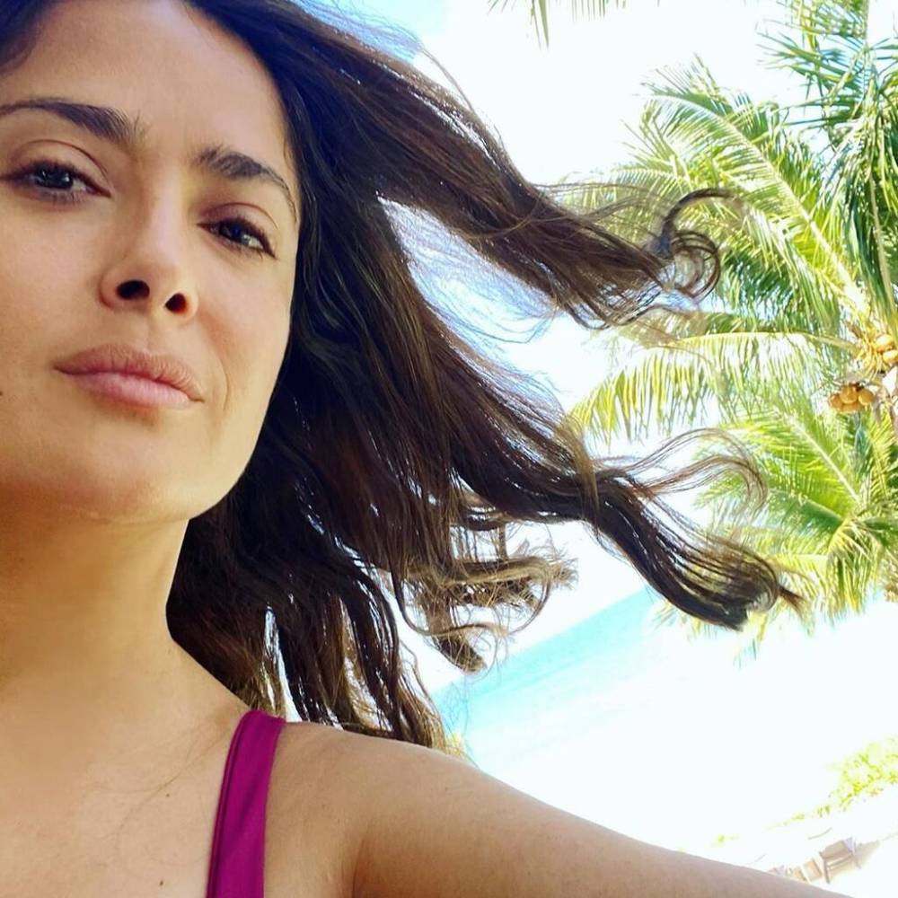Salma Hayek claps back at troll over Botox claims - www.peoplemagazine.co.za