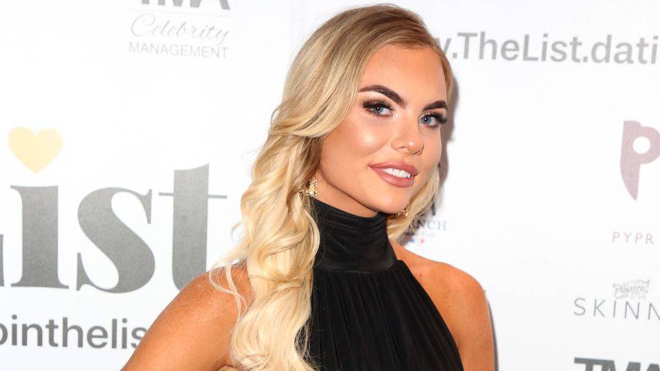 TOWIE’s Kelsey Stratford posts about ‘disappointing b*tches’ in wake of brutal show axings - heatworld.com