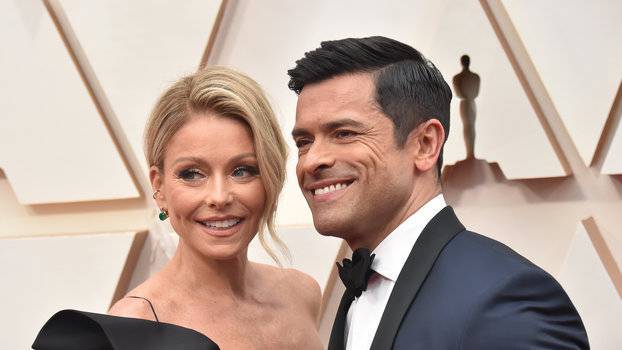 Kelly Ripa Joked That She and Mark Consuelos Have This One “Incompatibility” - flipboard.com