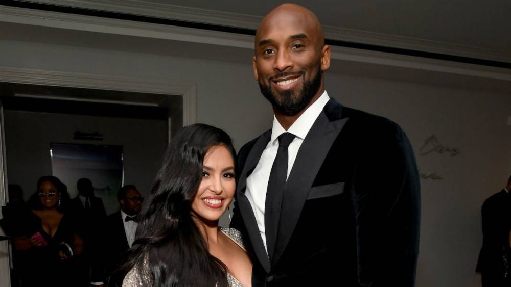 Vanessa Bryant Requests Some of the Gifts and Tributes Left by Kobe Bryant Fans at the Staples Center - www.etonline.com - Los Angeles