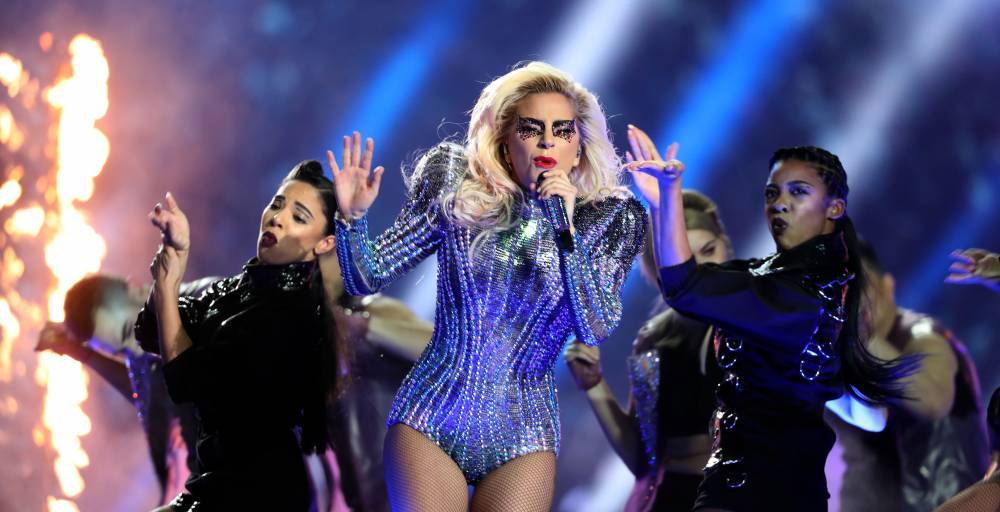 Lady Gaga Warns Against A Super Bowl Tradition: Lip-Syncing A Performance - deadline.com - Florida