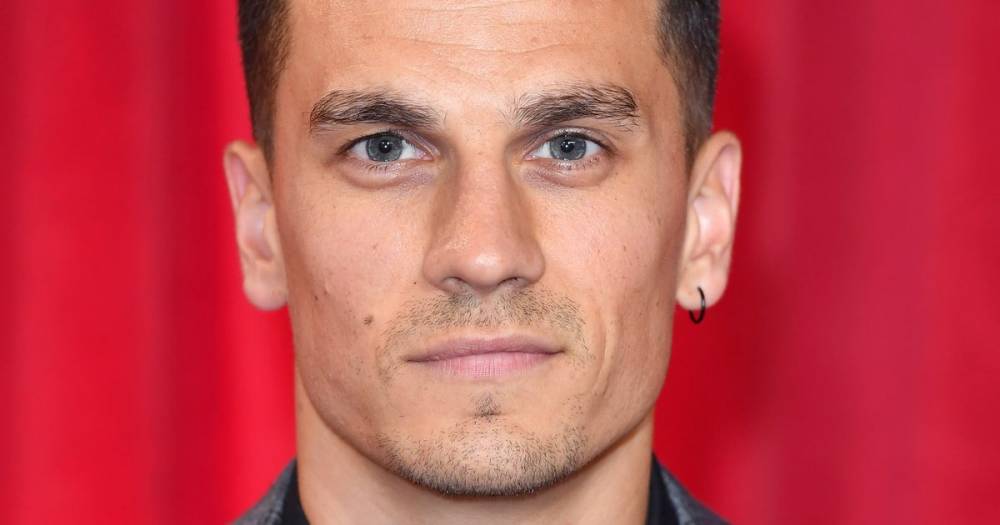 EastEnders star Aaron Sidwell sends warning to fans after being threatened at knifepoint - www.ok.co.uk - county Kent