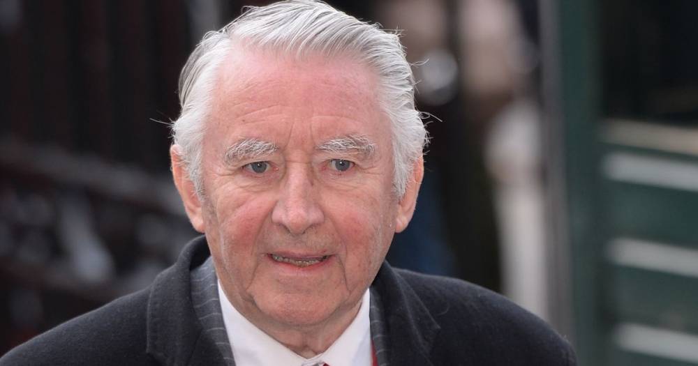 Lord David Steel faces boot from Lib Dems over handling of Cyril Smith allegations - www.dailyrecord.co.uk