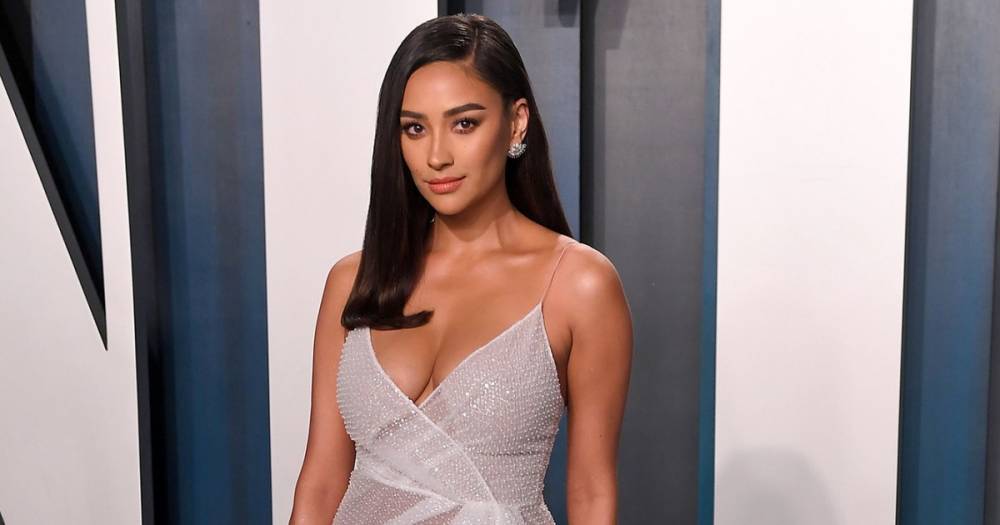 Shay Mitchell Opens Up About Postpartum Depression 4 Months After Atlas’ Birth: ‘I Have a Really, Really Good Support Team’ - www.usmagazine.com