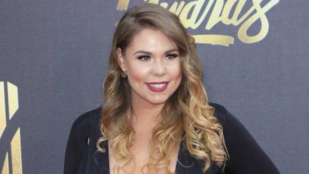Kailyn Lowry Claps Back At Hater Who Dissed Her For Having Another Child With Ex Chris Lopez - hollywoodlife.com