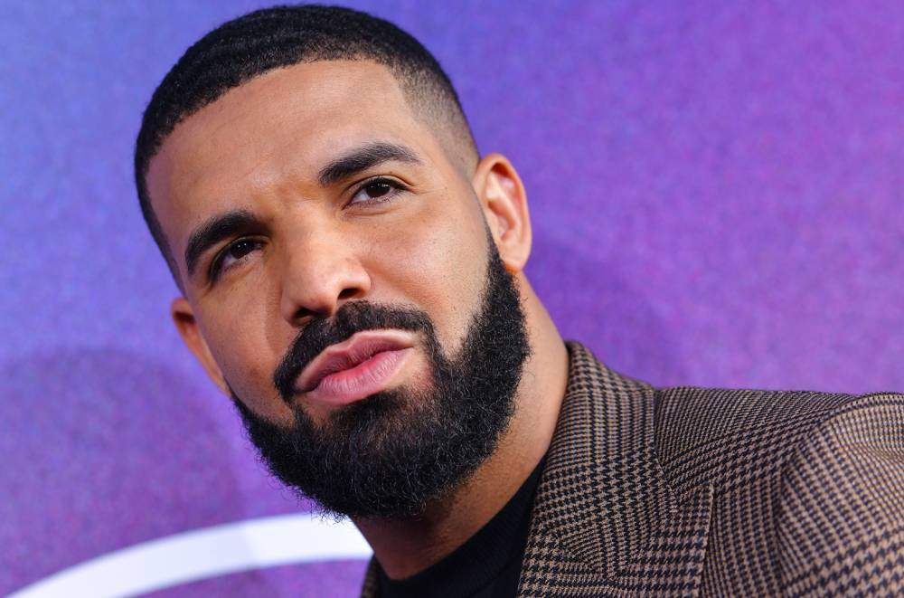 Drake Pays Tribute to Pop Smoke: 'Sit By Some Good Energy Tonight' - www.billboard.com - Beverly Hills