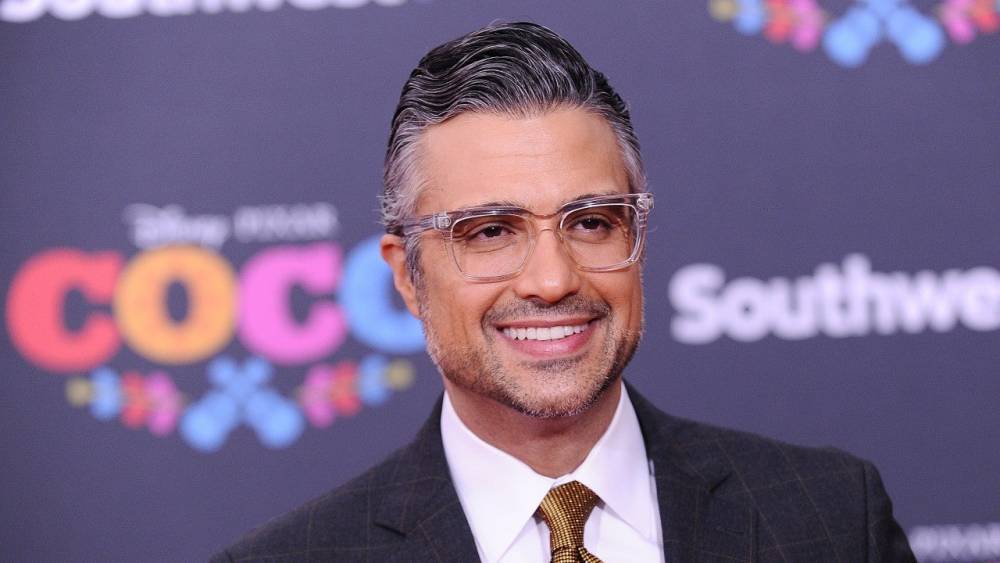 Jaime Camil on the 'Humongous Honor' of Being CBS' First Latino Comedy Lead Since Desi Arnaz (Exclusive) - www.etonline.com - Miami - Florida