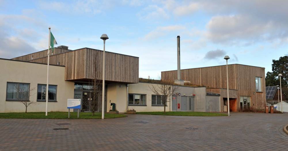 New bid to save Invergowrie Primary School link with Harris Academy in Dundee - www.dailyrecord.co.uk