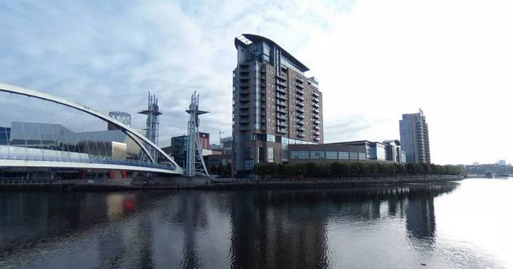 Tower block residents evacuated during early hours blaze in Salford Quays - www.manchestereveningnews.co.uk