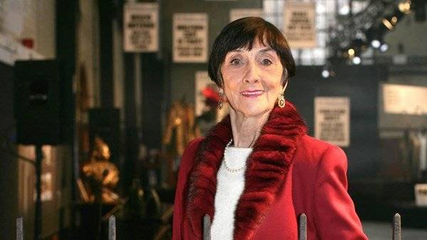 Dot Cotton’s most memorable storylines as actress June Brown leaves the soap - www.breakingnews.ie