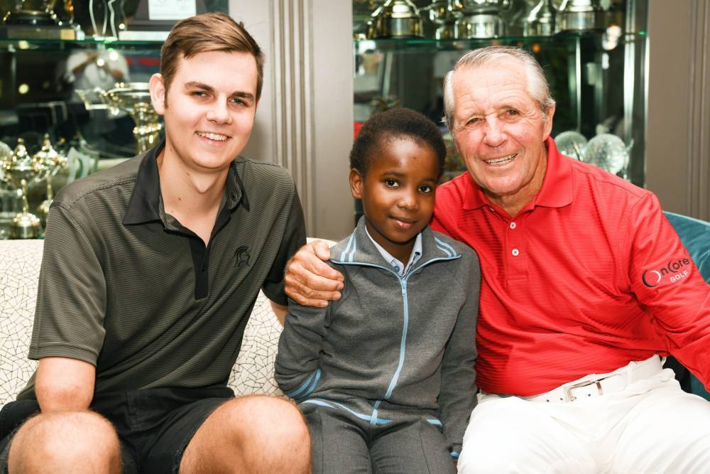 Gary Player and golfing community raise funds to help youngsters get prosthetic arms - www.peoplemagazine.co.za - city Johannesburg