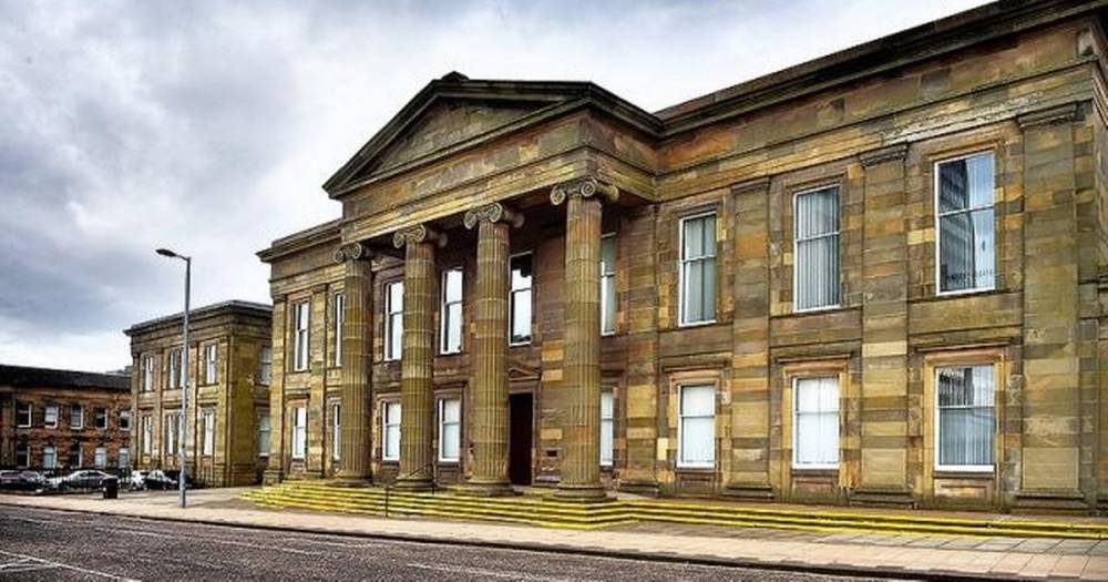 Larkhall offender admitted spitting on and trying to bite a police officer - www.dailyrecord.co.uk