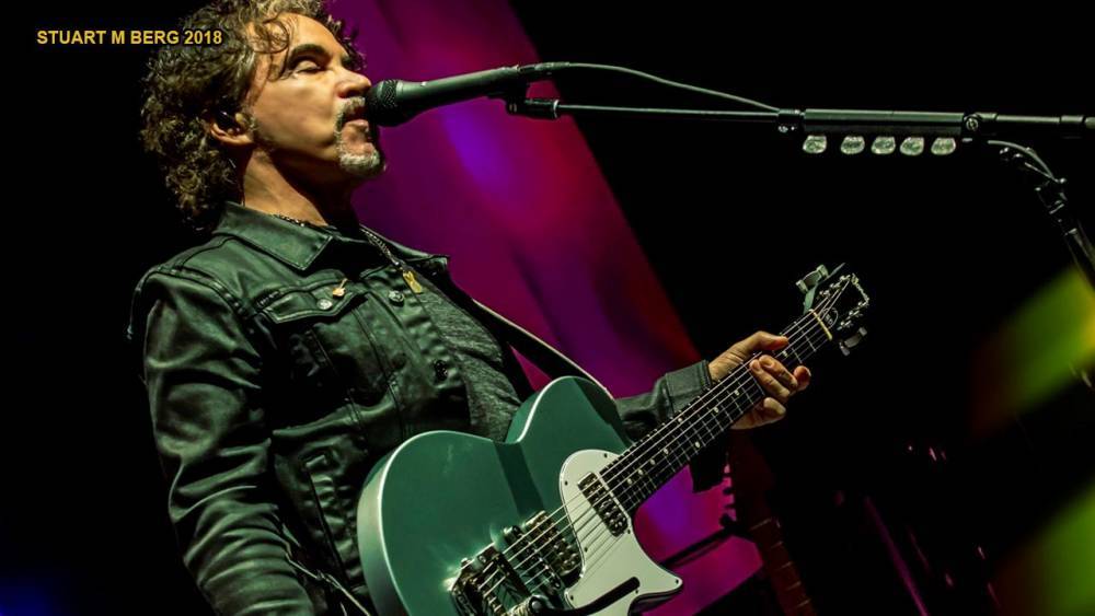 John Oates of Hall & Oates says he slept with ‘thousands’ of women during the ‘70s: ‘I’ve lost track’ - flipboard.com