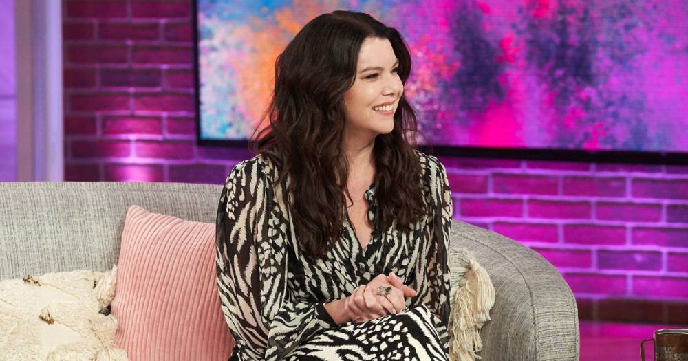 Lauren Graham Has the Perfect Answer to Why She’ll Never Join Instagram - www.usmagazine.com