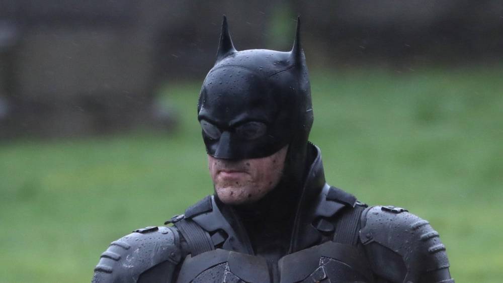'The Batman' On-Set Photos Reveal Full Batsuit - www.etonline.com - Scotland