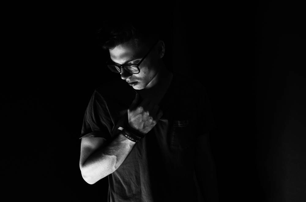 Kevin Garrett Embraces His Flaws on Brooding New EP 'Made Up Lost Time': Listen - www.billboard.com