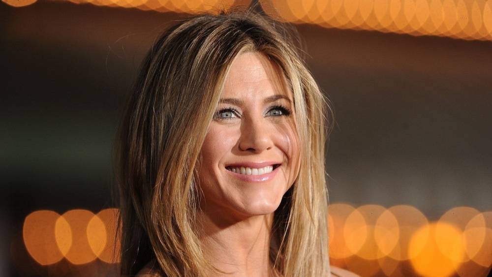 Jennifer Aniston's Hairstylist Is Launching a Hair Collection With Drunk Elephant - www.etonline.com - Beverly Hills