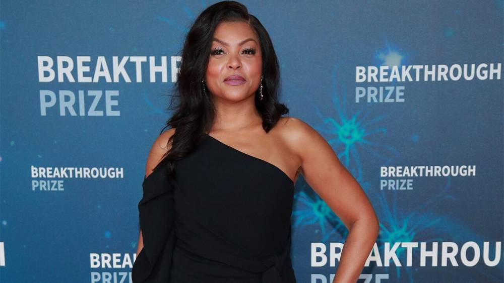 Taraji P. Henson, 49, lounges in plunging black swimsuit while on vacation with fiance - www.foxnews.com - Mexico