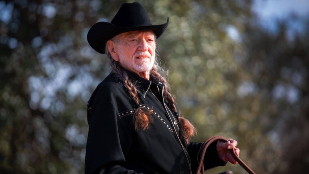 Willie Nelson announces details of 70th studio album ‘First Rose Of Spring’ - www.nme.com