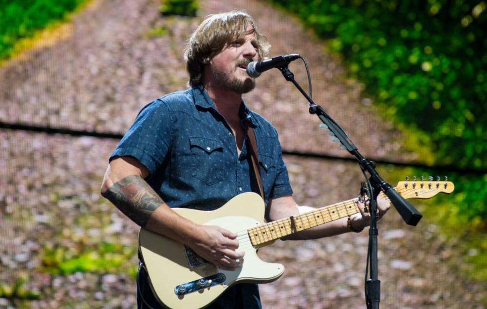 Sturgill Simpson is “done” with his label Elektra Records - www.nme.com
