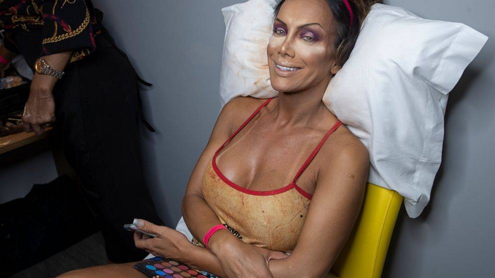 Brazilian transgender dancer shatters Carnival parade taboo - abcnews.go.com - Brazil - city Sao Paulo
