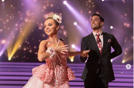 Dancing With The Stars: Fans farewell favourite Angie Kent - www.newidea.com.au