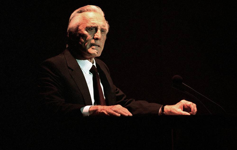 Kirk Douglas leaves most of his $61 million fortune to charity - www.nme.com