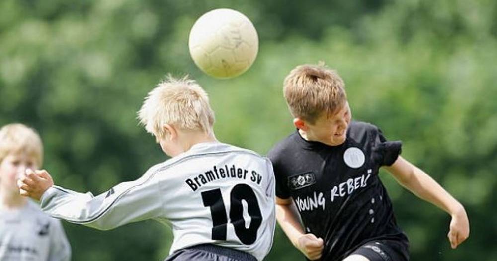 'Crazy rules' or 'the right move'? Parents and clubs react to FA's ban on kids heading footballs - www.manchestereveningnews.co.uk - Britain - Scotland - Ireland