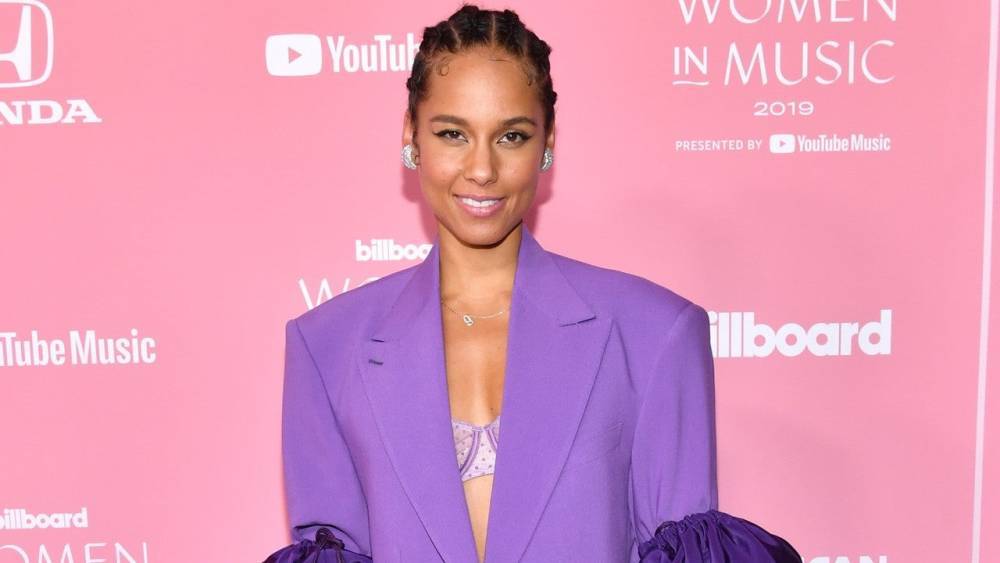 Kobe Bryant Memorial: The Special Meaning Behind Alicia Keys' Piano Performance - www.etonline.com - Los Angeles