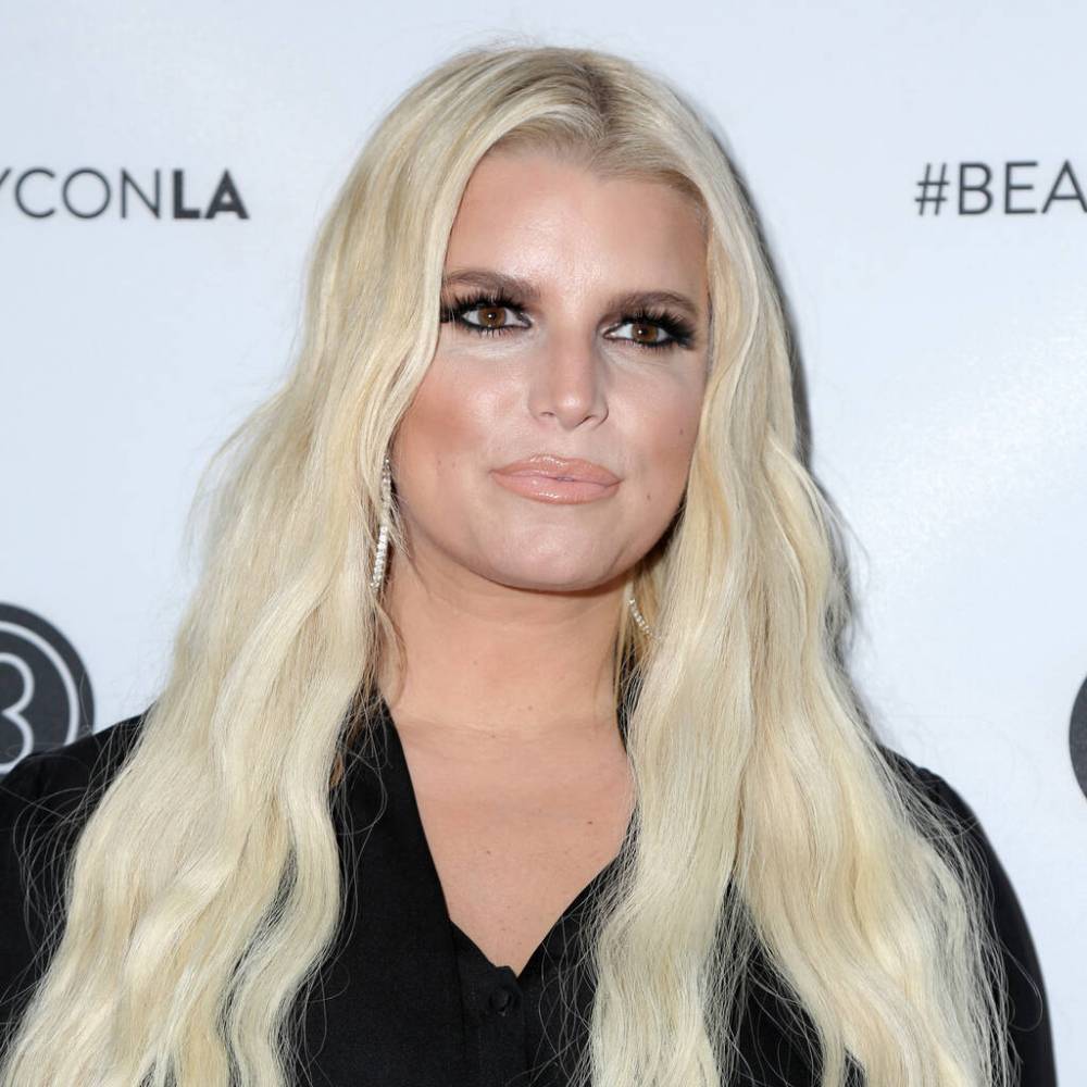 Jessica Simpson’s daughter sketches dress designs for her stuffed animals - www.peoplemagazine.co.za - Los Angeles