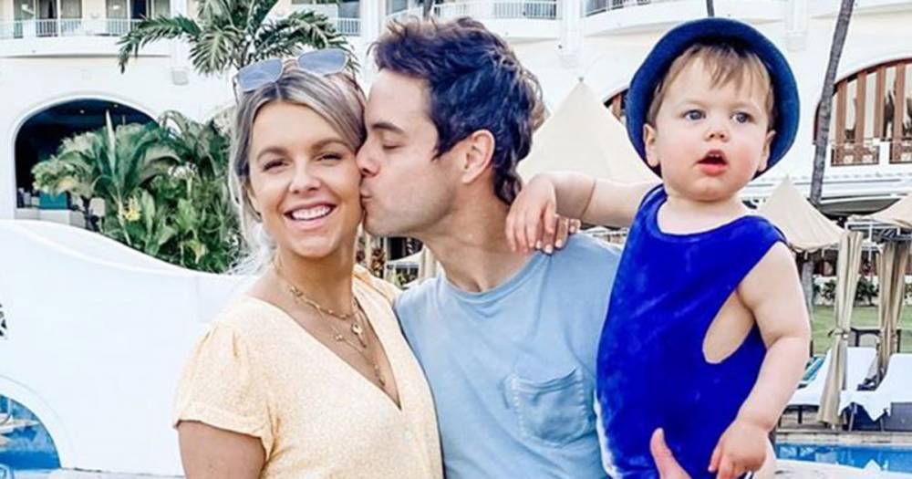 Ali Fedotowsky-Manno Left 'Mortified' After Son Riley, 1, Poops in Pool at Hawaiian Resort - flipboard.com