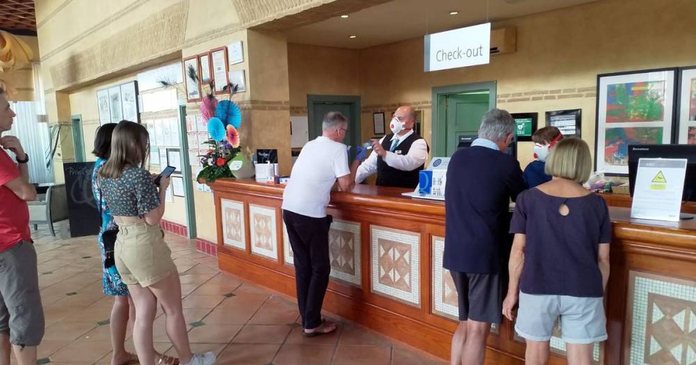 Scots tourist on Coronavirus lockdown in Tenerife hotel reveals guests stuck in rooms as cops stand guard - www.dailyrecord.co.uk - Spain - Scotland - Italy
