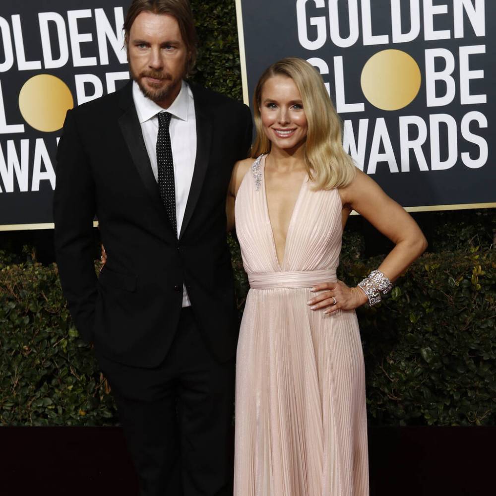 Dax Shepard left red-faced after accidentally texting Kristen Bell’s mum eggplant emojis - www.peoplemagazine.co.za - Los Angeles