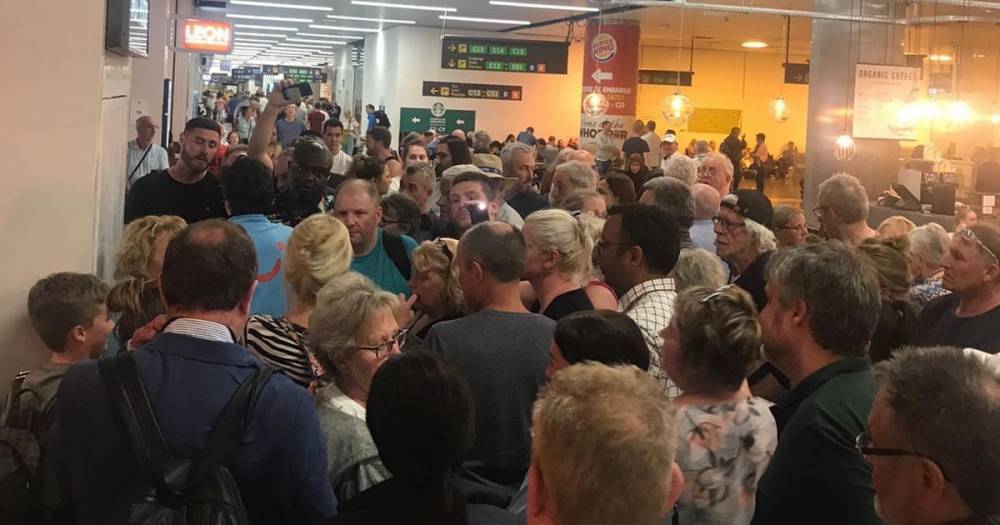 Canary Islands 'horror story' for holidaymakers stranded by sandstorms - as video shows TUI staff under pressure - www.manchestereveningnews.co.uk - Spain - Manchester