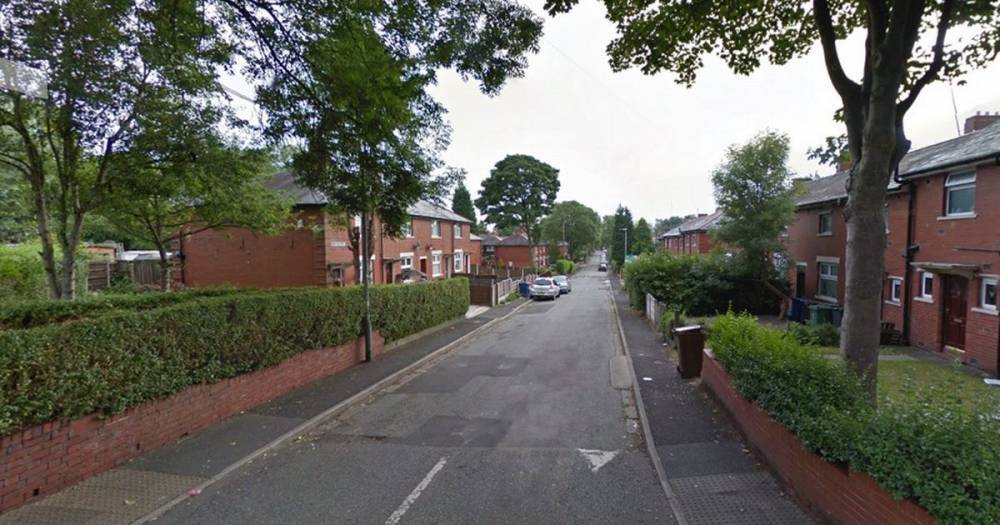 Gunman fires at house in Bury - at 11am - www.manchestereveningnews.co.uk - Manchester