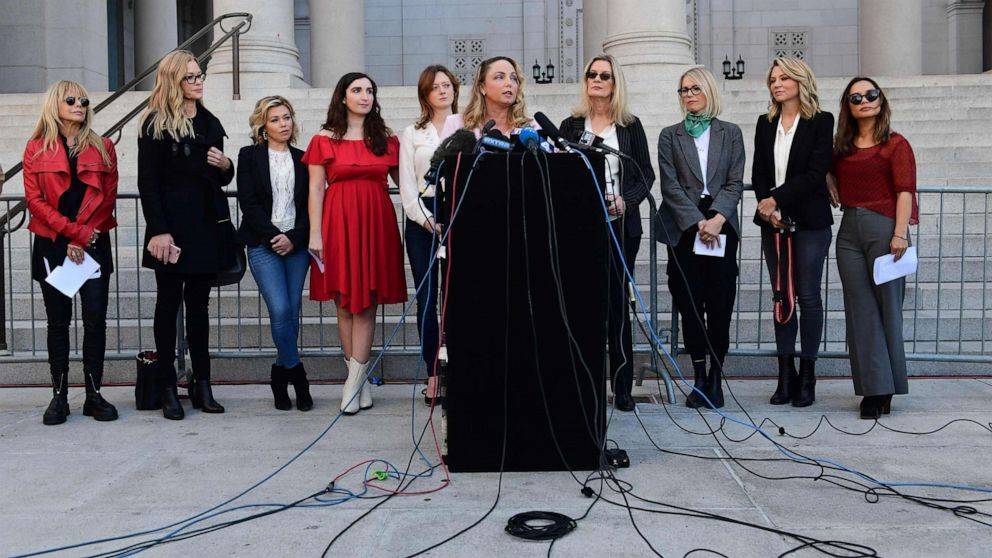 Silence Breakers celebrate conviction of Harvey Weinstein - abcnews.go.com - New York - New York - county Hall