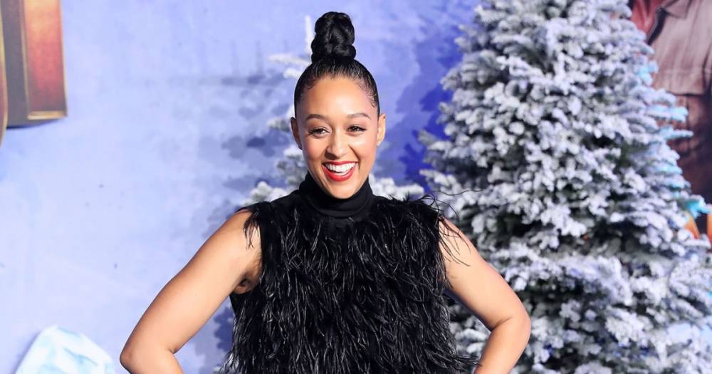 Tia Mowry Is ‘Embracing the Excess Skin and Stretch Marks’ After Giving Birth to 2 Kids - www.usmagazine.com