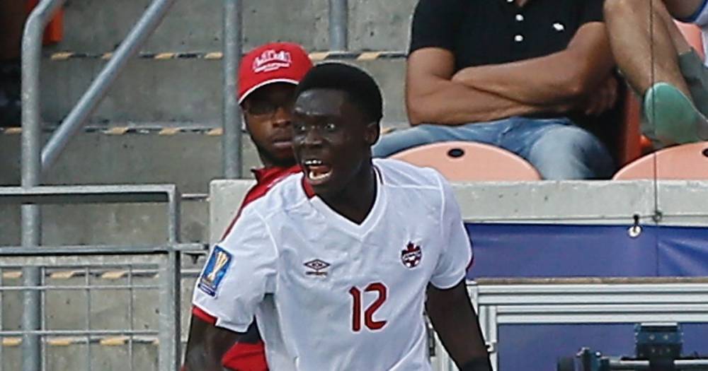 Alphonso Davies Manchester United trial in doubt - www.manchestereveningnews.co.uk - Canada - county Davie