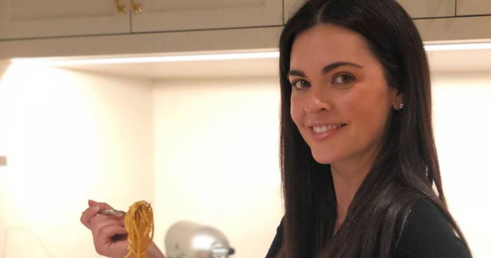 Katie Lee Is Pregnant! Food Network Star Expecting First Child Following Infertility Struggles: 'Eating for Two' - flipboard.com