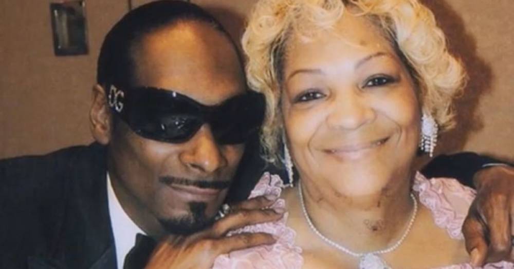 Snoop Dogg's Mother Convinced Him to Apologize to Gayle King: 'She Raised Me to Respect Women' - flipboard.com