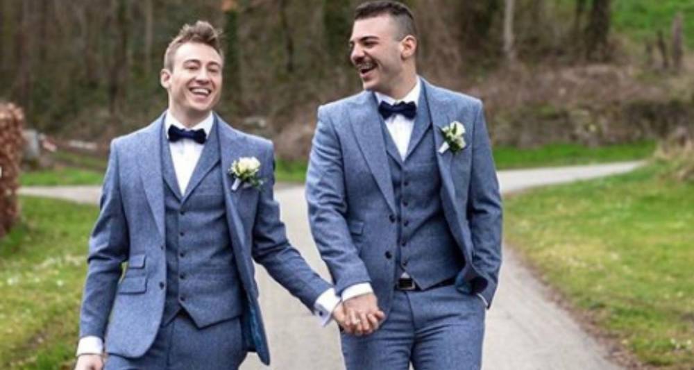 Olympic diver Matthew Mitcham marries Luke Rutherford in fairy tale wedding - www.who.com.au - Belgium - county Rutherford