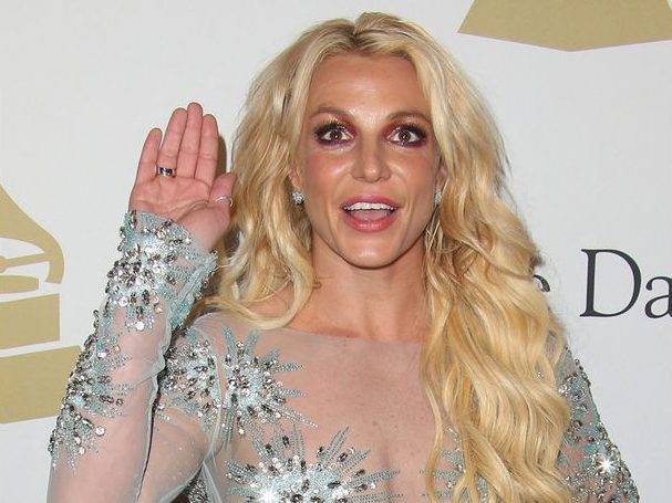 Britney Spears shares video of her foot breaking - torontosun.com