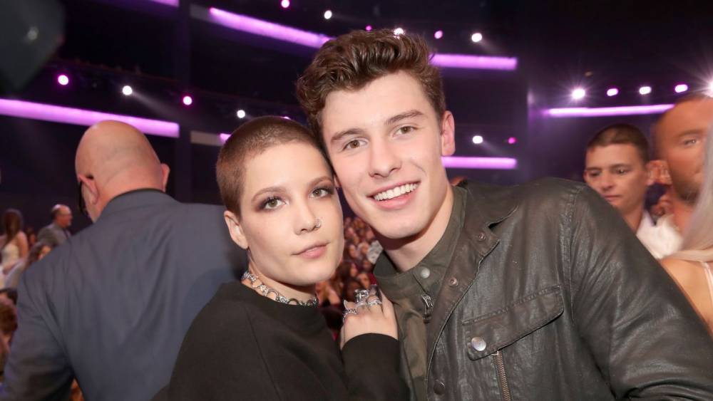 Halsey Gushes Over Shawn Mendes While Chowing Down On Spicy Wings - www.mtv.com