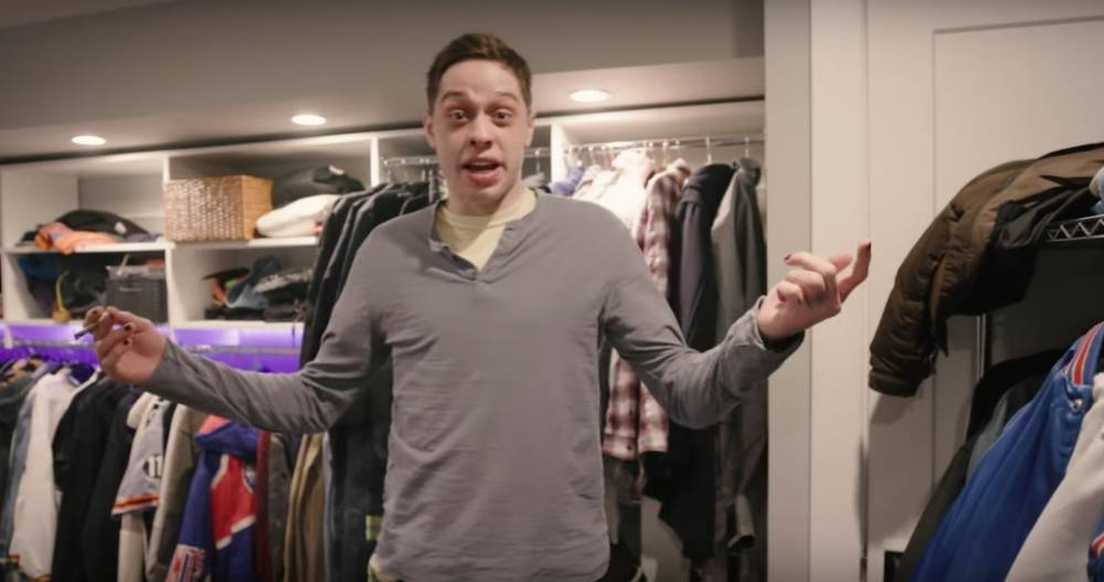 Watch Pete Davidson Show Off His Apartment In His Mom’s House For Netflix - flipboard.com - New York