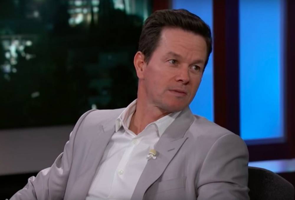 Mark Wahlberg Weighs In On Pal Tom Brady’s Future On ‘Jimmy Kimmel Live!’ - etcanada.com