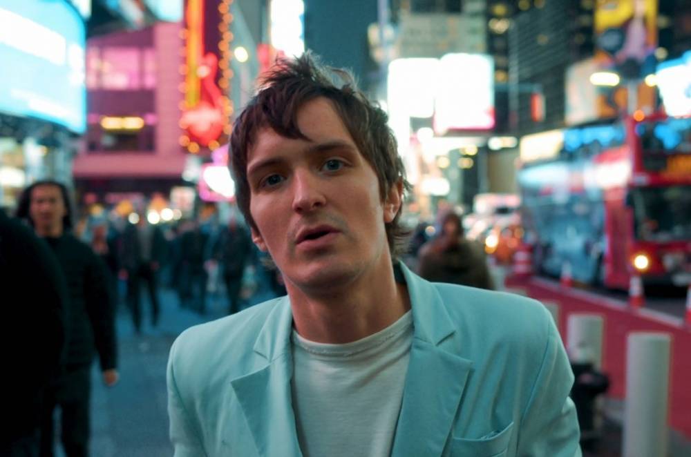 Luke Rathborne Takes You on a Frenetic Ride Through Late Night New York In 'Ordinary Woes' Video - www.billboard.com - New York - state Maine