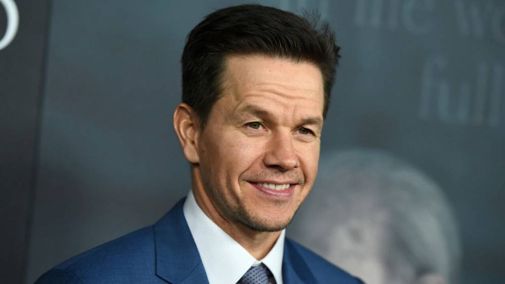 Mark Wahlberg reveals how he lost 10 pounds in 5 days - flipboard.com