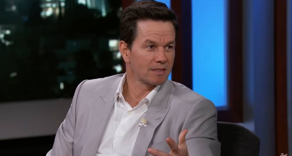 Mark Wahlberg Weighs In On His Friend Tom Brady's NFL Future: 'I Want Him To Do What's Best For Him' - www.justjared.com