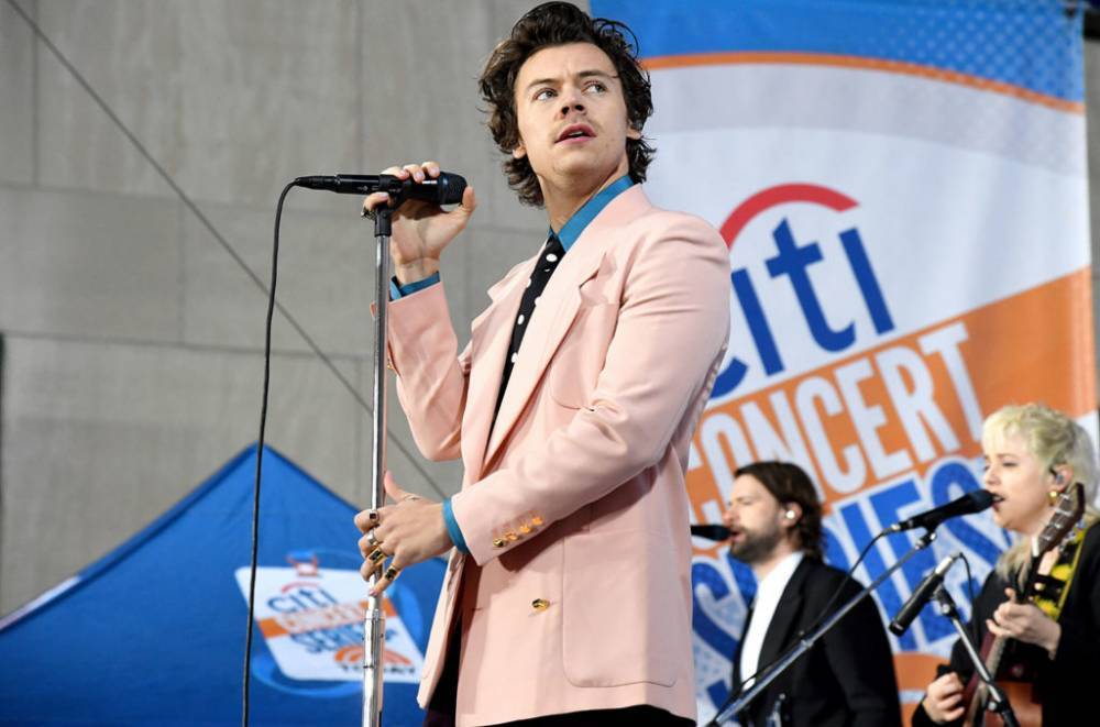 Harry Styles Reveals the Lizzo Song He Wishes He Wrote & Plays 1D at Secret NYC Show - www.billboard.com - Los Angeles - county Hall - county Williamsburg