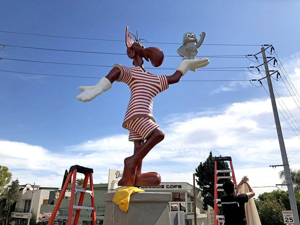 Rocky And Bullwinkle Statue Returns To Its Home On The Sunset Strip - deadline.com